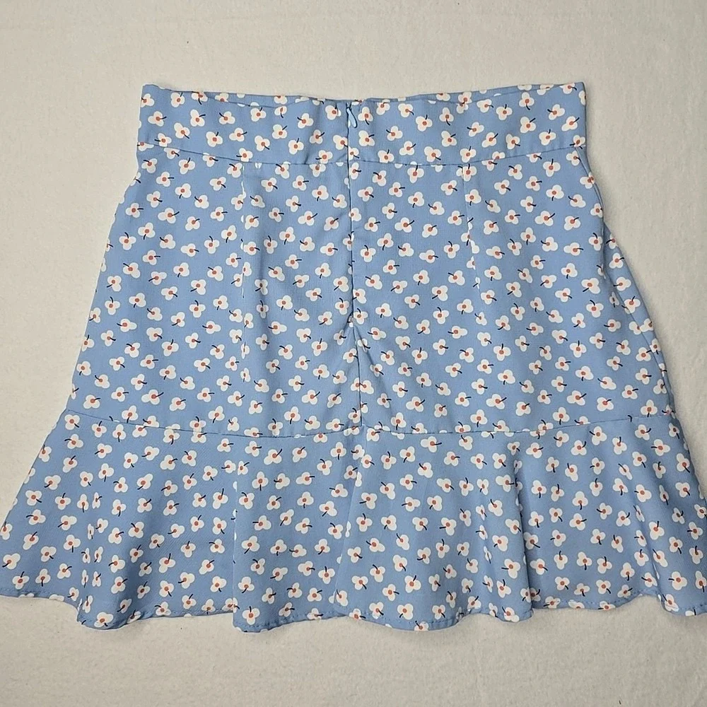 Altar'd State Blue Floral Mini Skirt Womens Size Small A-Line Trumpet‎ Preppy